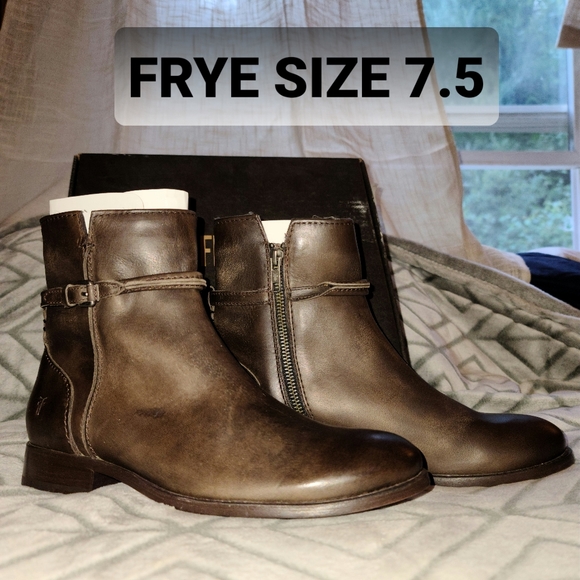 frye women's melissa seam short boot